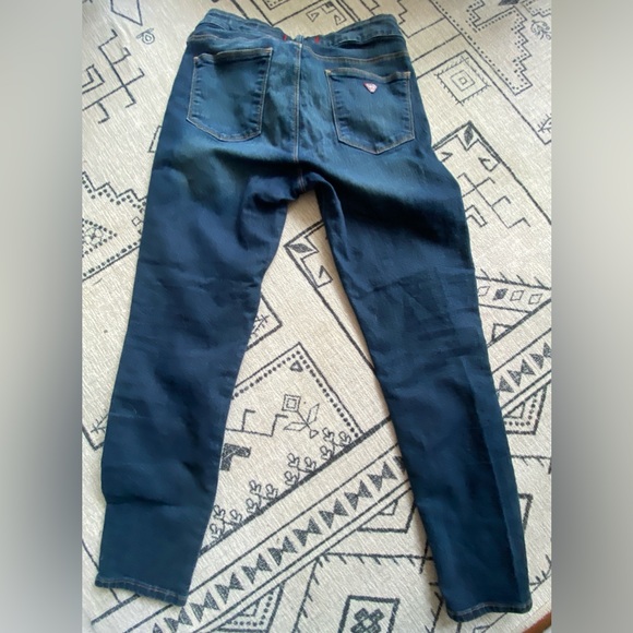 Guess Skinny Emma fit - Picture 2 of 3